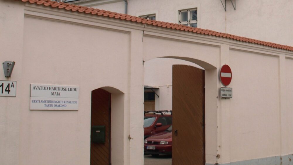 Foto: https://eakl.ee/ametiuhingute-tegevus/tartsu-toimub-seminar-paindliku-tooaja-kokkulepe-kas-maaramatus-voi-paindlikkus/